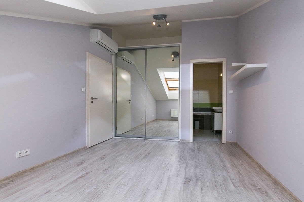 Prodej bytu 2+kk 69 m², Prokopovo náměstí, Praha, Praha Prodej bytu 2+kk 69 m², Prokopovo náměstí, Praha, Praha