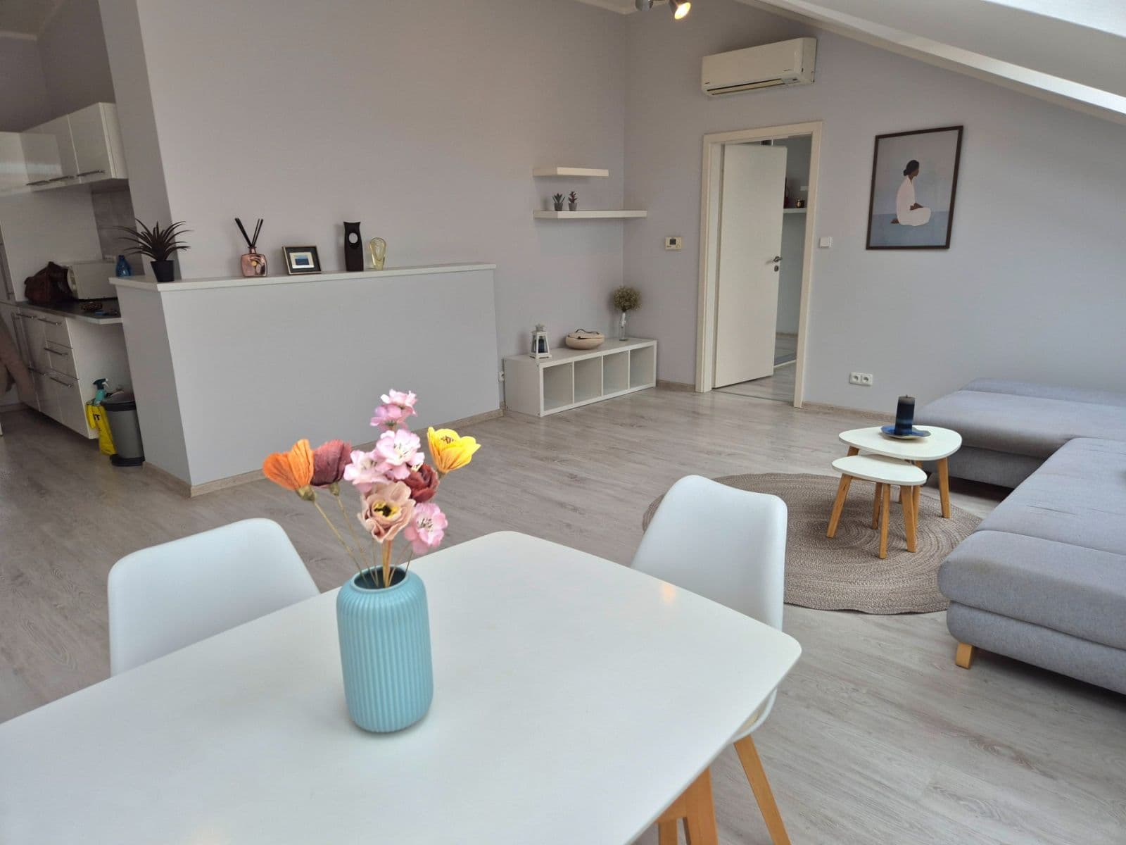 Prodej bytu 2+kk 69 m², Prokopovo náměstí, Praha, Praha Prodej bytu 2+kk 69 m², Prokopovo náměstí, Praha, Praha