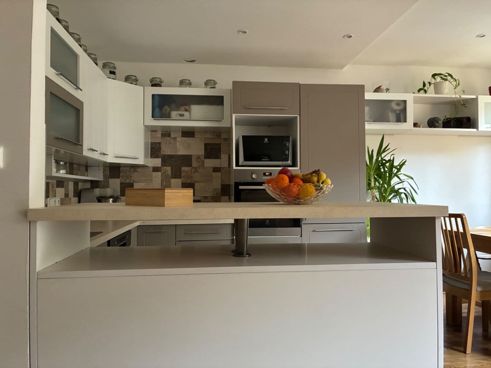 Pronájem bytu 3+kk 71 m², Prosluněná, Praha, Praha Pronájem bytu 3+kk 71 m², Prosluněná, Praha, Praha