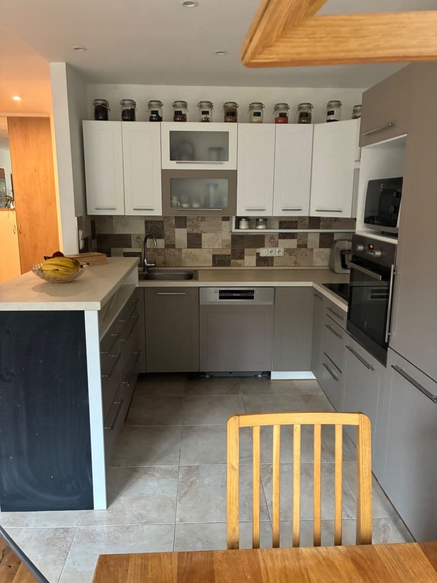 Pronájem bytu 3+kk 71 m², Prosluněná, Praha, Praha Pronájem bytu 3+kk 71 m², Prosluněná, Praha, Praha