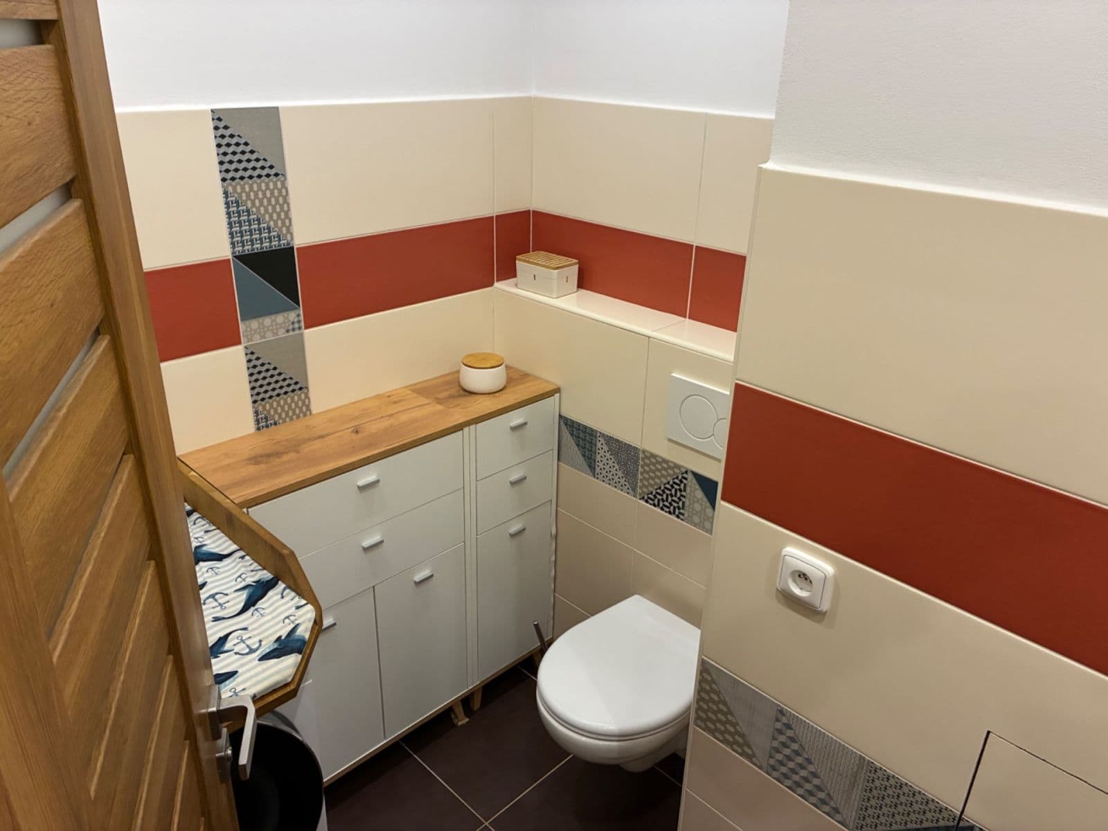 Pronájem bytu 3+kk 71 m², Prosluněná, Praha, Praha Pronájem bytu 3+kk 71 m², Prosluněná, Praha, Praha