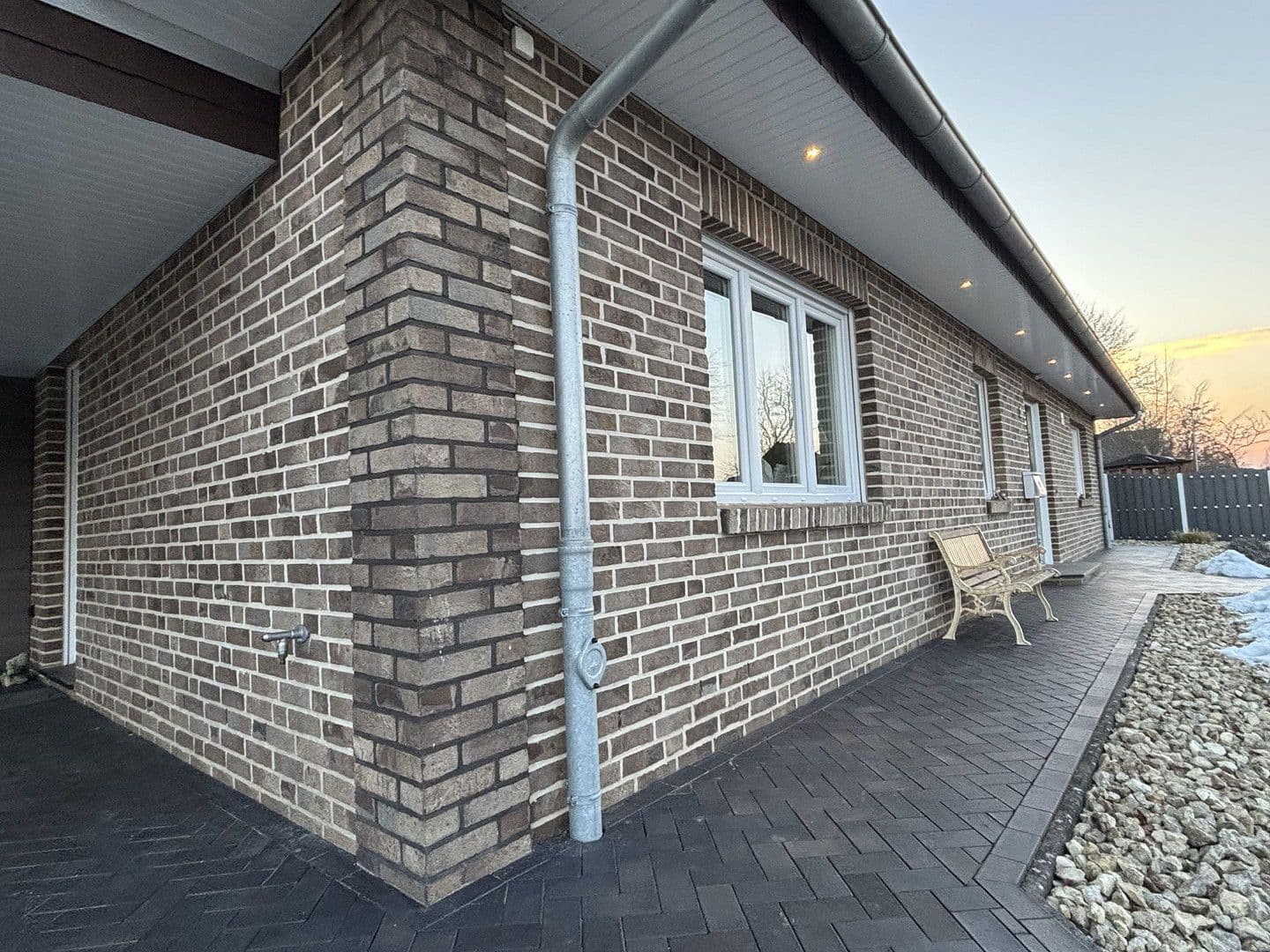 Prodej domu 166 m², pozemek 939 m², Rotdornweg , 26, Schiffdorf, Dolní Sasko Prodej domu 166 m², pozemek 939 m², Rotdornweg , 26, Schiffdorf, Dolní Sasko