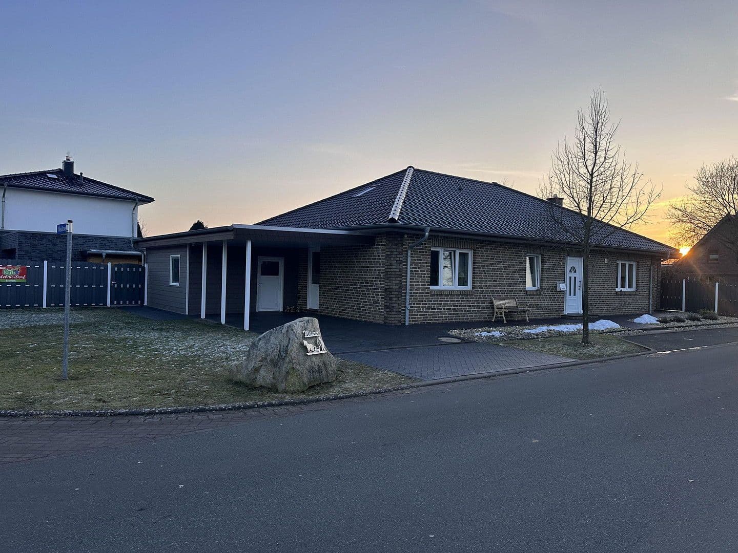 Prodej domu 166 m², pozemek 939 m², Rotdornweg , 26, Schiffdorf, Dolní Sasko Prodej domu 166 m², pozemek 939 m², Rotdornweg , 26, Schiffdorf, Dolní Sasko