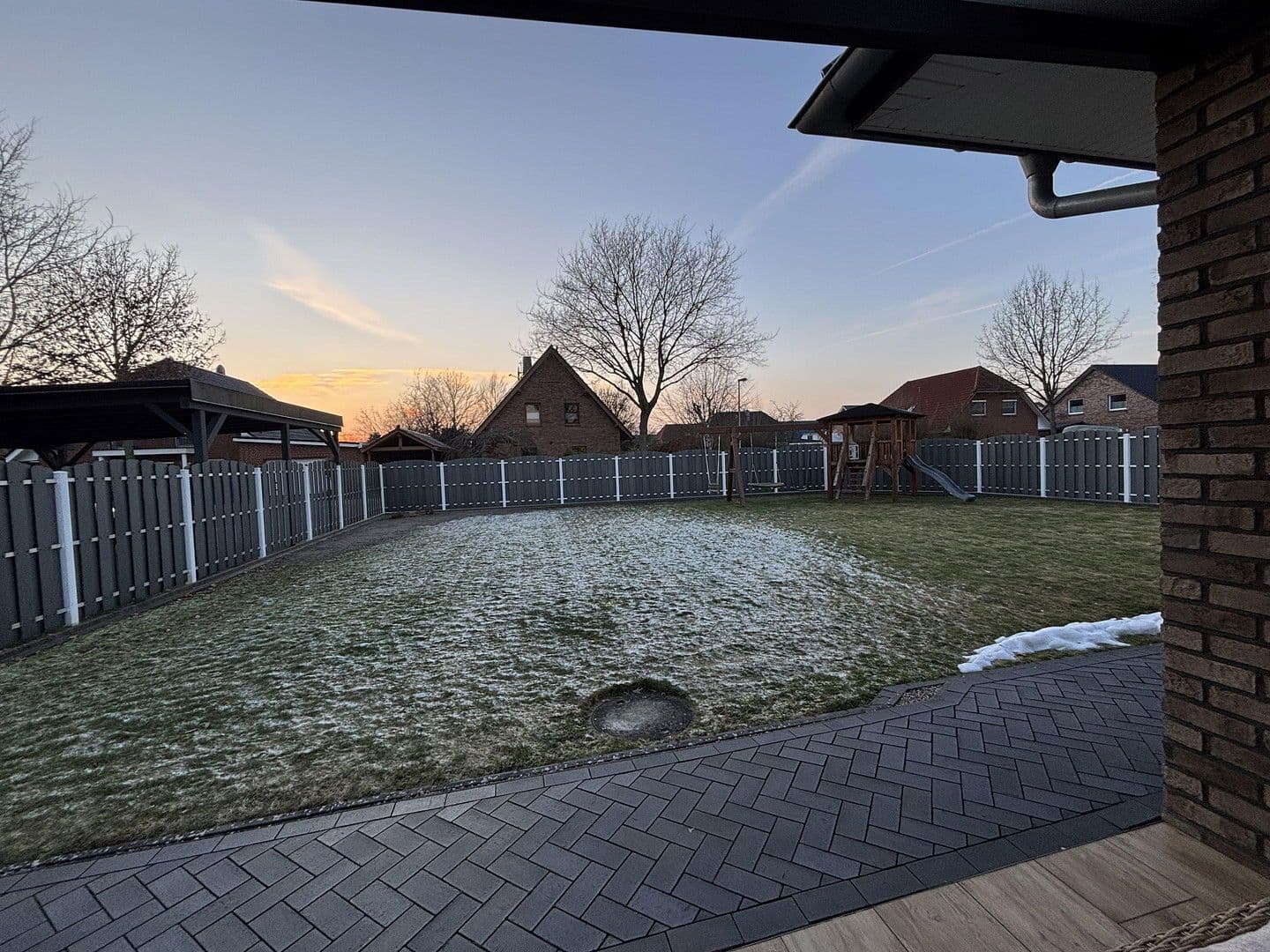 Prodej domu 166 m², pozemek 939 m², Rotdornweg , 26, Schiffdorf, Dolní Sasko Prodej domu 166 m², pozemek 939 m², Rotdornweg , 26, Schiffdorf, Dolní Sasko