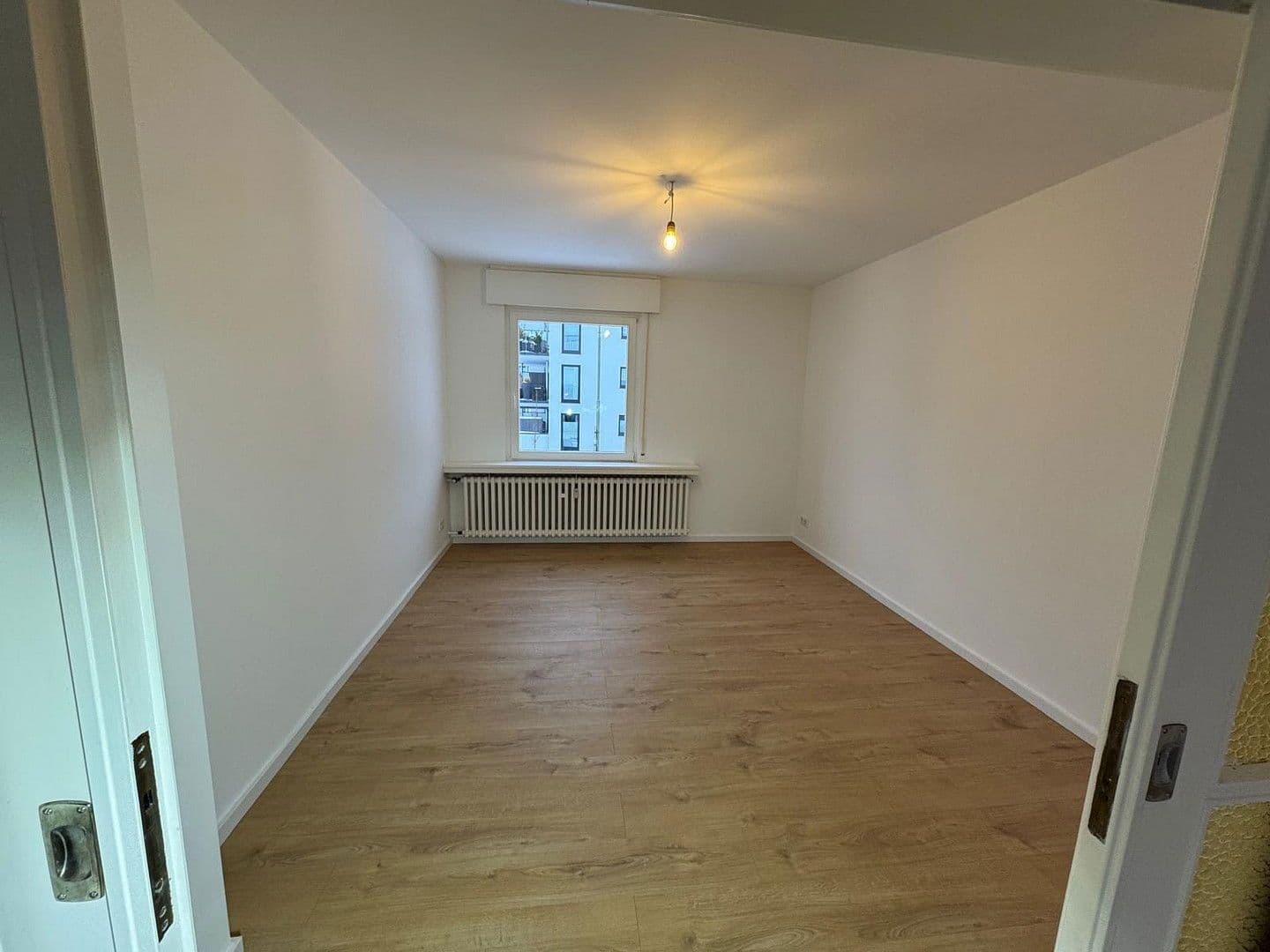 Pronájem bytu 3+1 65 m², Friedrichstr. 60, Haan, Severní Porýní-Vestfálsko Pronájem bytu 3+1 65 m², Friedrichstr. 60, Haan, Severní Porýní-Vestfálsko