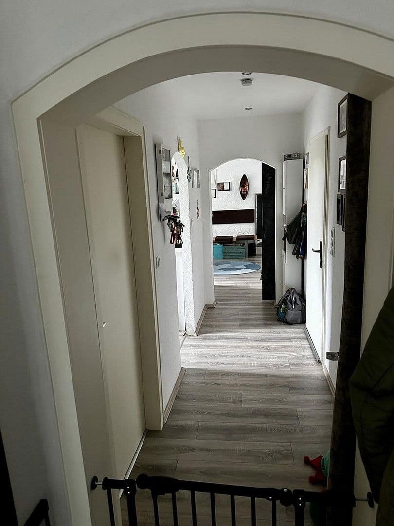 Pronájem bytu 3+kk 95 m², Bochum, Severní Porýní-Vestfálsko Pronájem bytu 3+kk 95 m², Bochum, Severní Porýní-Vestfálsko