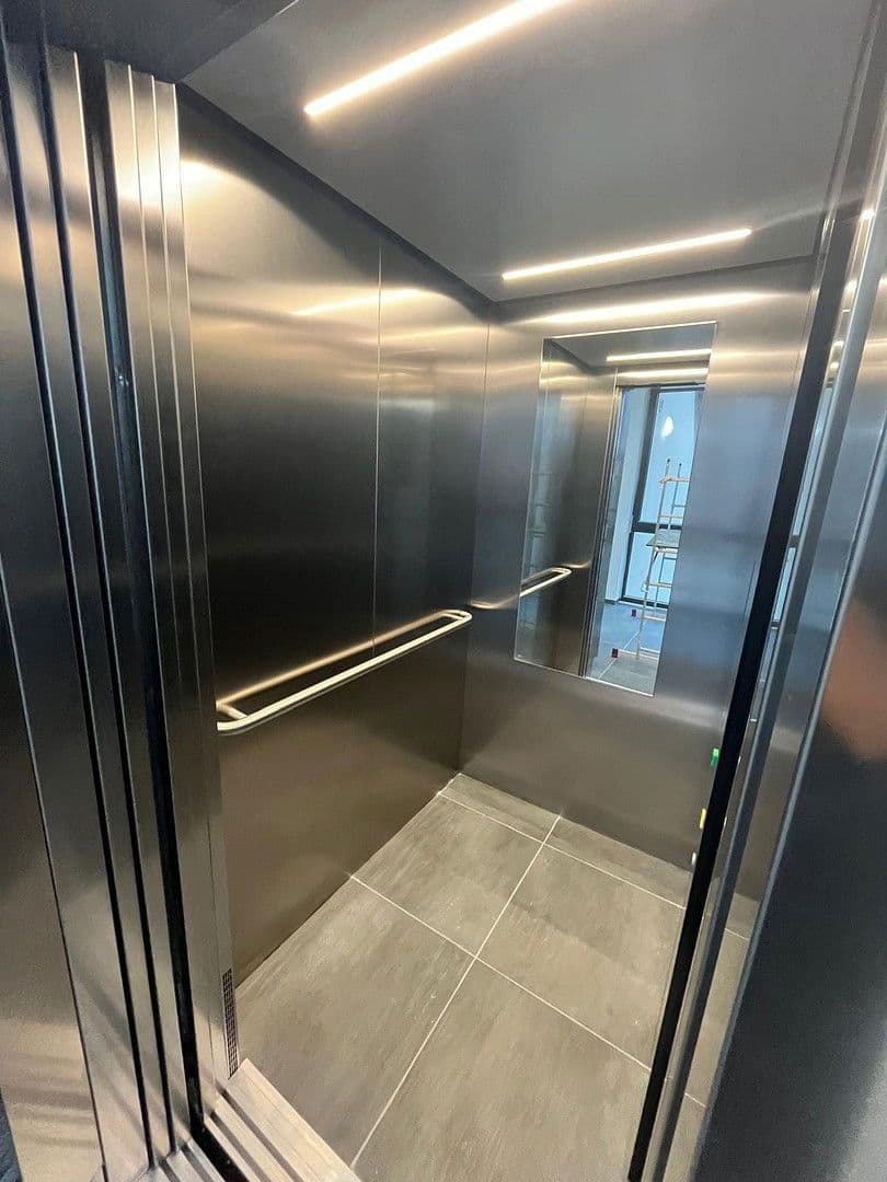 Pronájem bytu 3+1 110 m², Mannheimer Str. 85, Köln, Severní Porýní-Vestfálsko Pronájem bytu 3+1 110 m², Mannheimer Str. 85, Köln, Severní Porýní-Vestfálsko