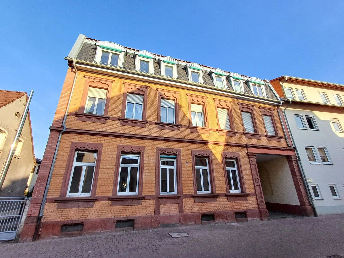 Prodej bytu 3+1 96 m², Ludwigshafen, Porýní-Falc Prodej bytu 3+1 96 m², Ludwigshafen, Porýní-Falc