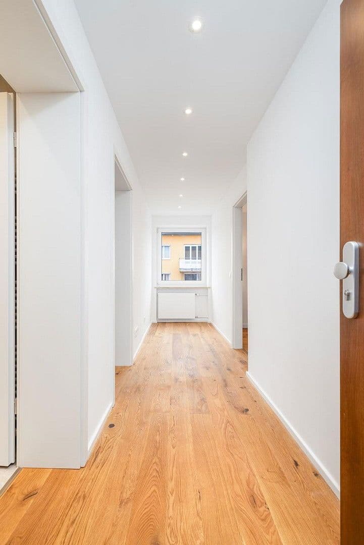 Prodej bytu 2+1 53 m², Aidenbachstraße 102, München, Bavorsko Prodej bytu 2+1 53 m², Aidenbachstraße 102, München, Bavorsko