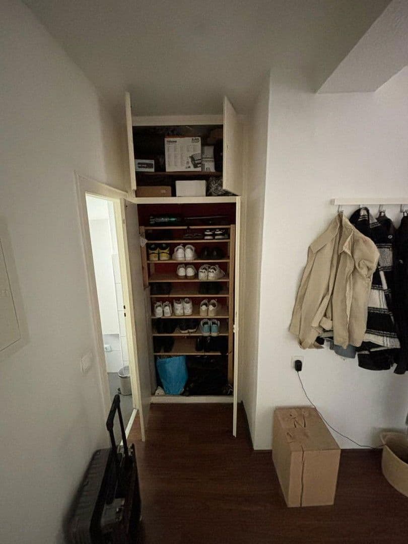 Pronájem bytu 2+kk 56 m², Christinastraße 21, Köln, Severní Porýní-Vestfálsko Pronájem bytu 2+kk 56 m², Christinastraße 21, Köln, Severní Porýní-Vestfálsko