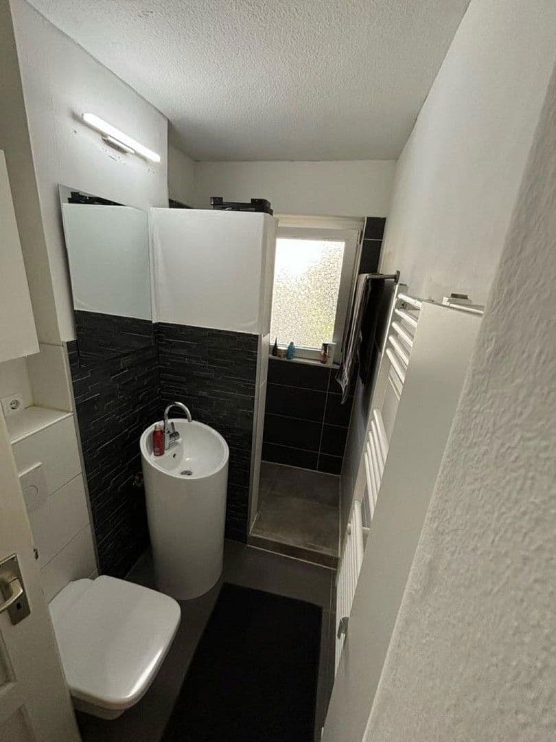 Pronájem bytu 2+kk 56 m², Christinastraße 21, Köln, Severní Porýní-Vestfálsko Pronájem bytu 2+kk 56 m², Christinastraße 21, Köln, Severní Porýní-Vestfálsko