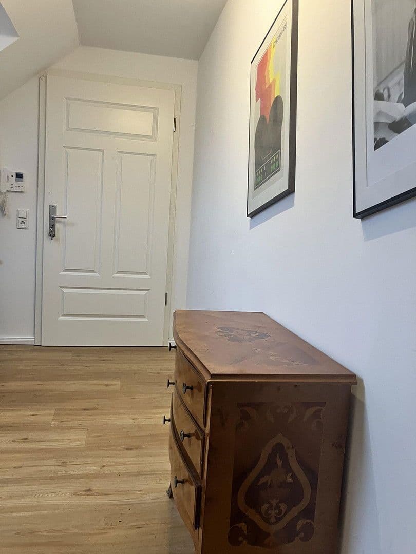 Pronájem bytu 2+1 82 m², Paulihof 2, Šlesvik, Šlesvicko-Holštýnsko Pronájem bytu 2+1 82 m², Paulihof 2, Šlesvik, Šlesvicko-Holštýnsko