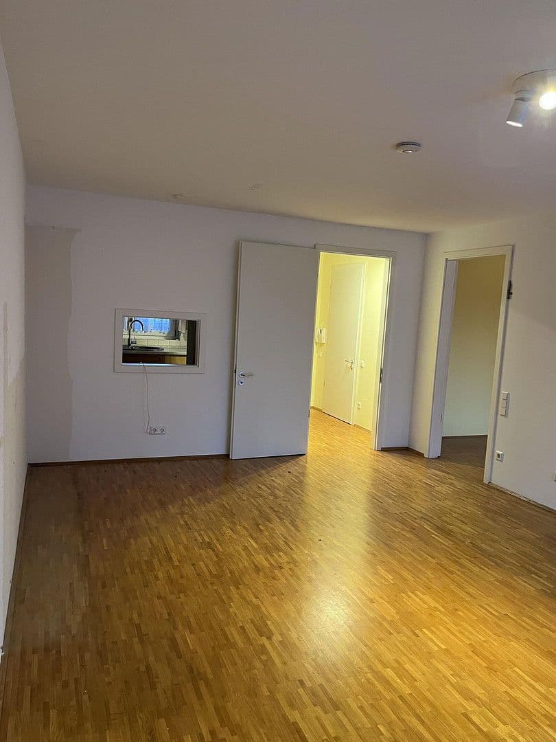Pronájem bytu 2+1 55 m², Lampertheim, Hessen Pronájem bytu 2+1 55 m², Lampertheim, Hessen