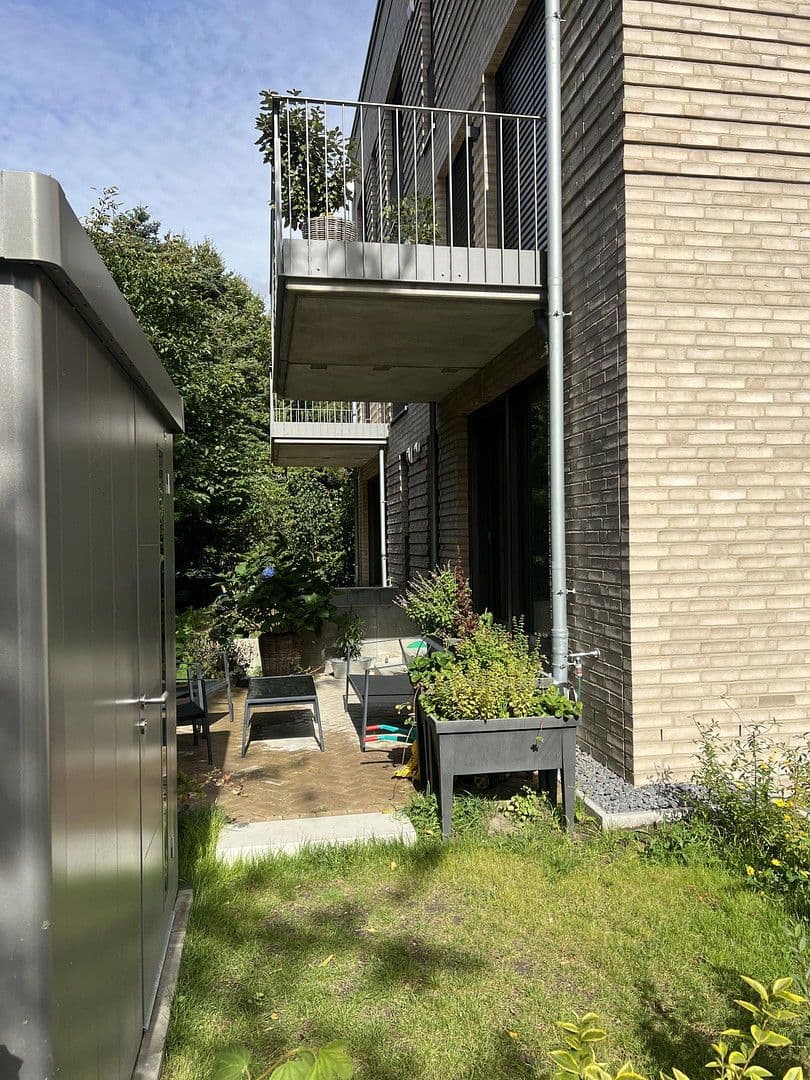 Pronájem bytu 4+1 94 m², Sülldorfer Landstraße 8a, Hamburg, Hamburg Pronájem bytu 4+1 94 m², Sülldorfer Landstraße 8a, Hamburg, Hamburg