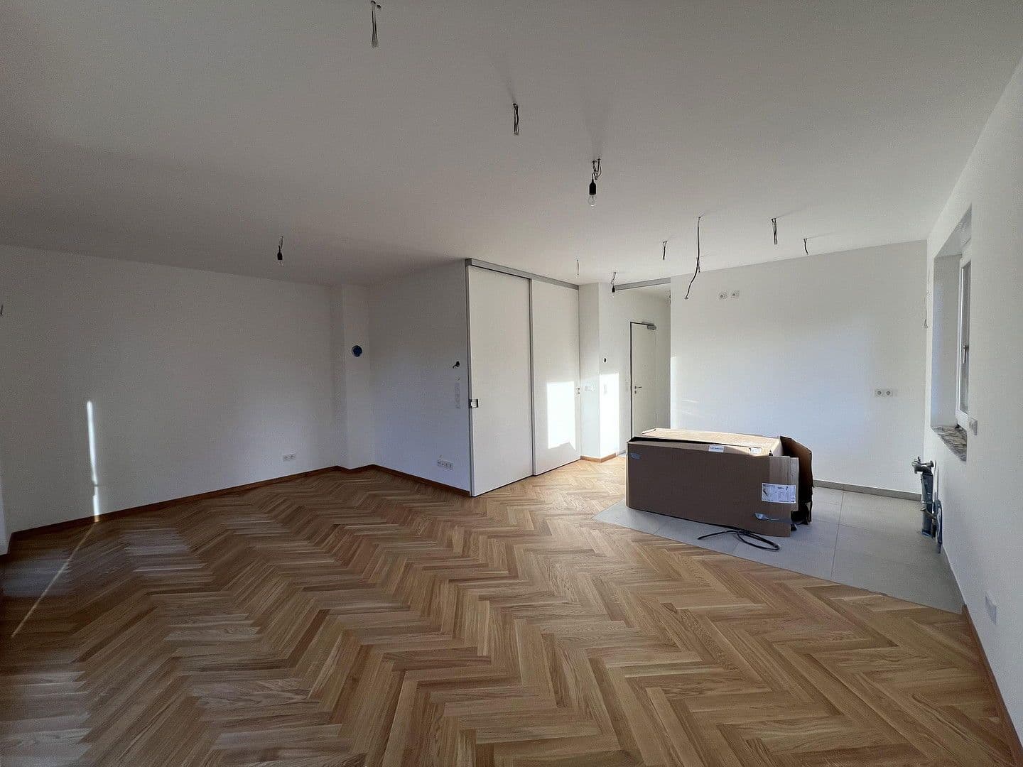 Pronájem bytu 4+1 94 m², Sülldorfer Landstraße 8a, Hamburg, Hamburg Pronájem bytu 4+1 94 m², Sülldorfer Landstraße 8a, Hamburg, Hamburg