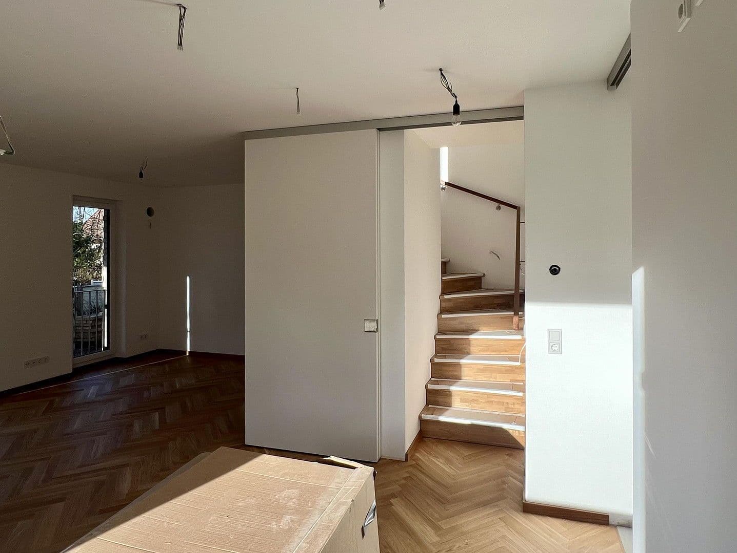 Pronájem bytu 4+1 94 m², Sülldorfer Landstraße 8a, Hamburg, Hamburg Pronájem bytu 4+1 94 m², Sülldorfer Landstraße 8a, Hamburg, Hamburg