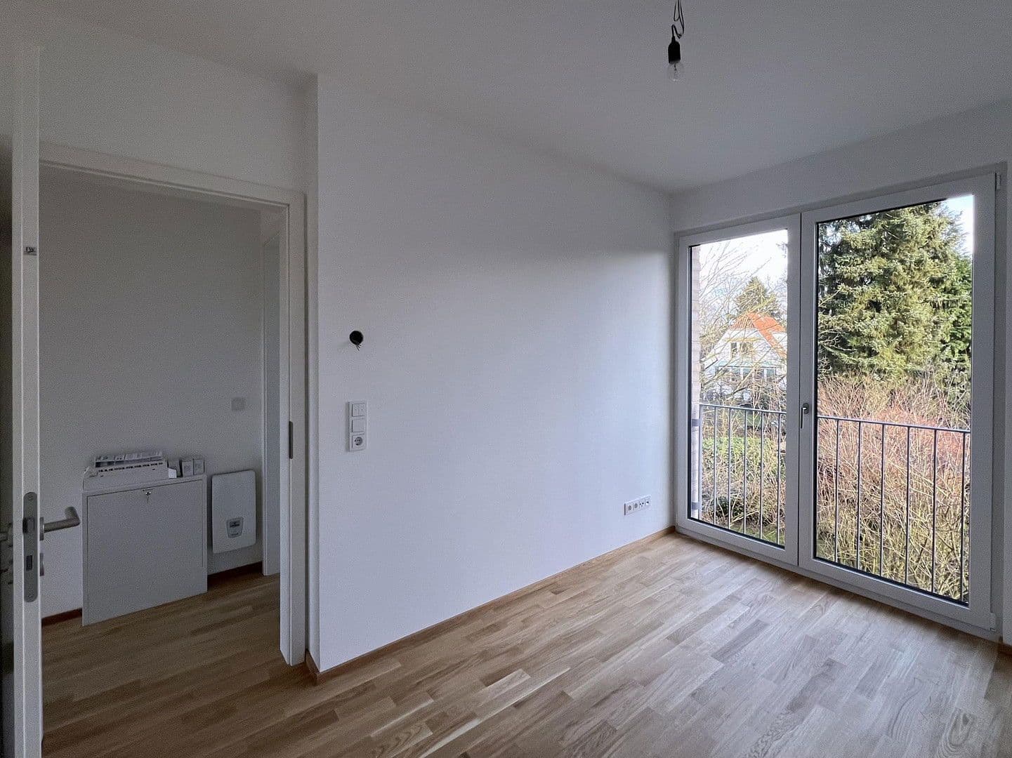 Pronájem bytu 4+1 94 m², Sülldorfer Landstraße 8a, Hamburg, Hamburg Pronájem bytu 4+1 94 m², Sülldorfer Landstraße 8a, Hamburg, Hamburg