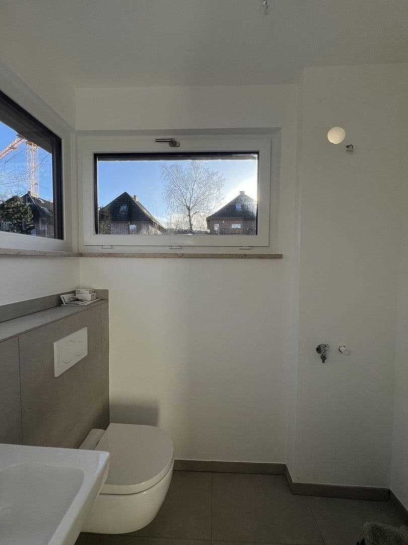 Pronájem bytu 4+1 94 m², Sülldorfer Landstraße 8a, Hamburg, Hamburg Pronájem bytu 4+1 94 m², Sülldorfer Landstraße 8a, Hamburg, Hamburg