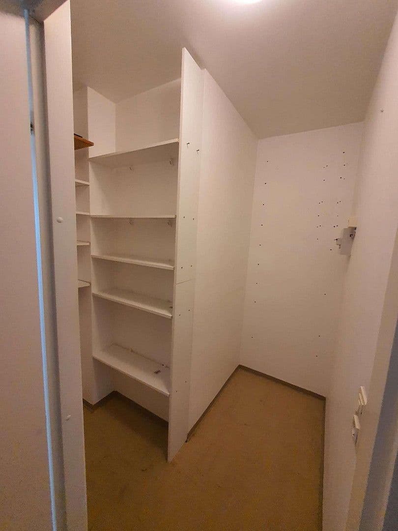 Pronájem bytu 3+kk 93 m², Pforzheim, Bádensko-Württembersko Pronájem bytu 3+kk 93 m², Pforzheim, Bádensko-Württembersko