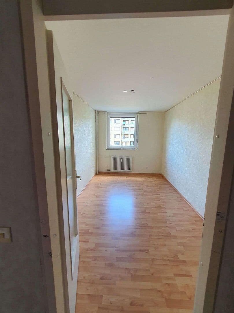 Pronájem bytu 3+kk 93 m², Pforzheim, Bádensko-Württembersko Pronájem bytu 3+kk 93 m², Pforzheim, Bádensko-Württembersko