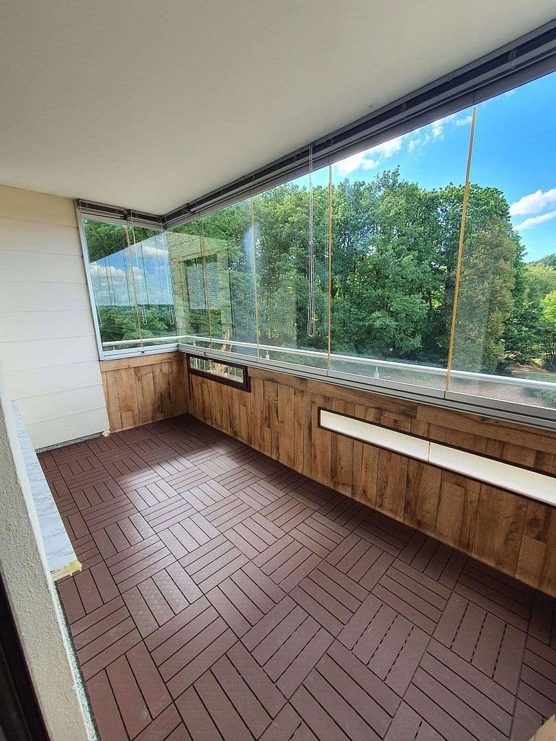 Pronájem bytu 3+kk 93 m², Pforzheim, Bádensko-Württembersko Pronájem bytu 3+kk 93 m², Pforzheim, Bádensko-Württembersko