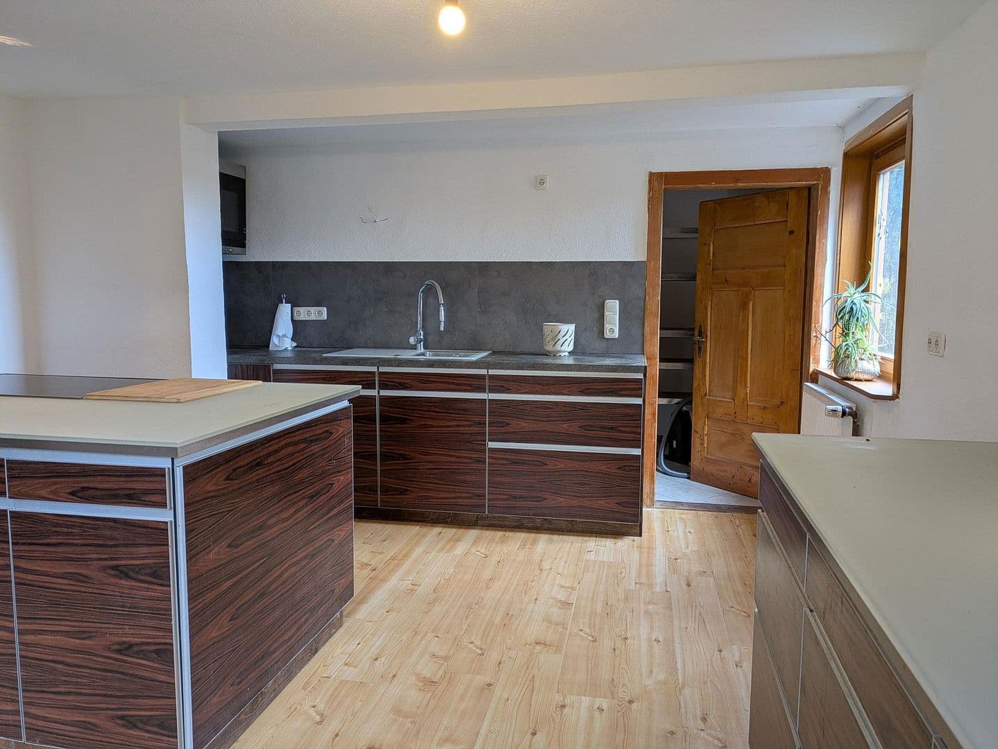 Prodej domu 170 m², pozemek 345 m², Brachttal, Hessen Prodej domu 170 m², pozemek 345 m², Brachttal, Hessen