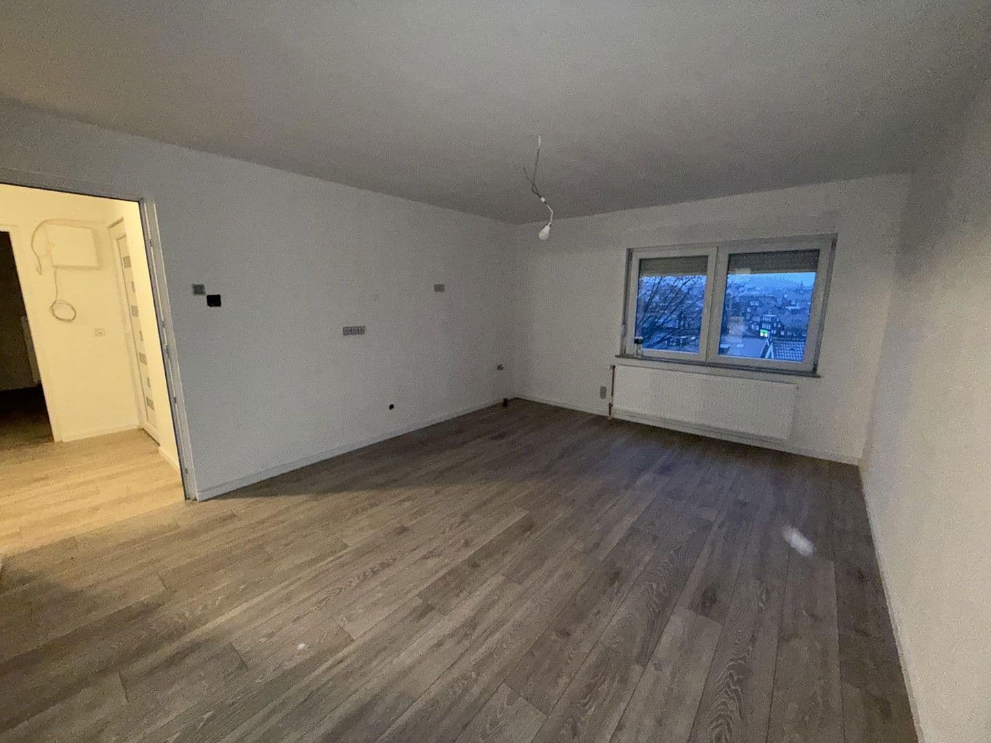 Pronájem bytu 3+1 65 m², Fürstenberg Straße 14, Hückeswagen, Severní Porýní-Vestfálsko Pronájem bytu 3+1 65 m², Fürstenberg Straße 14, Hückeswagen, Severní Porýní-Vestfálsko
