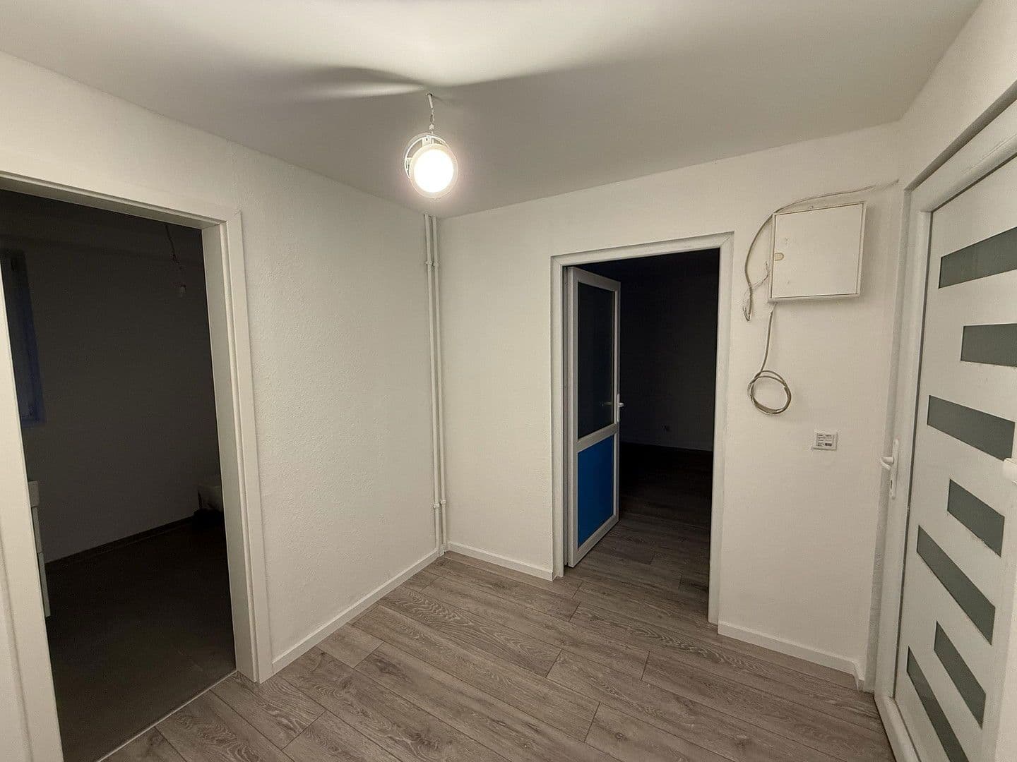 Pronájem bytu 3+1 65 m², Fürstenberg Straße 14, Hückeswagen, Severní Porýní-Vestfálsko Pronájem bytu 3+1 65 m², Fürstenberg Straße 14, Hückeswagen, Severní Porýní-Vestfálsko