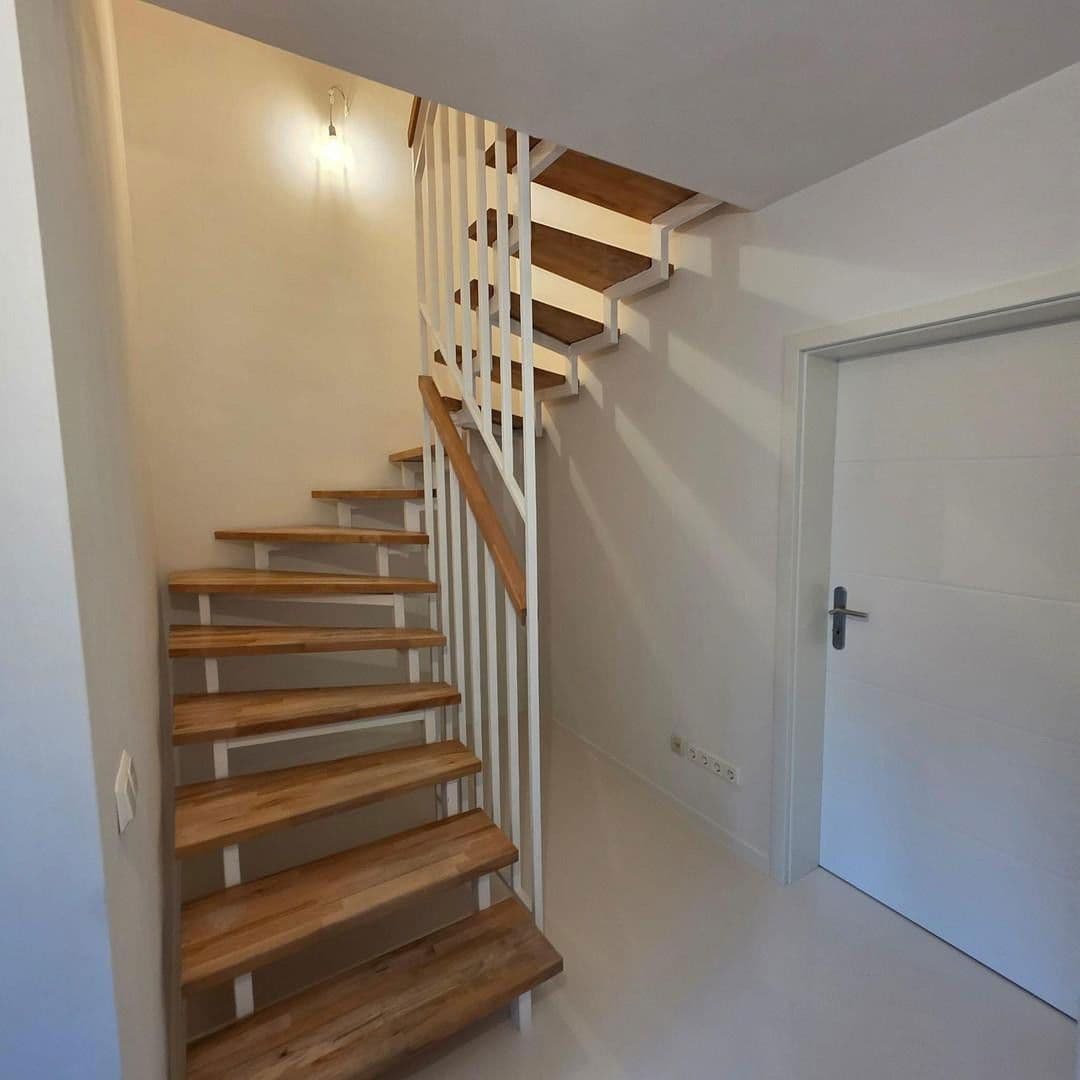 Prodej domu 121 m², pozemek 554 m², Deumener Weg 1, Hohenmölsen, Sasko-Anhaltsko Prodej domu 121 m², pozemek 554 m², Deumener Weg 1, Hohenmölsen, Sasko-Anhaltsko