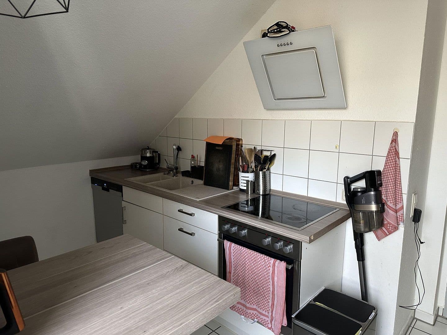 Pronájem bytu 2+1 63 m², Menden (Sauerland), Severní Porýní-Vestfálsko Pronájem bytu 2+1 63 m², Menden (Sauerland), Severní Porýní-Vestfálsko