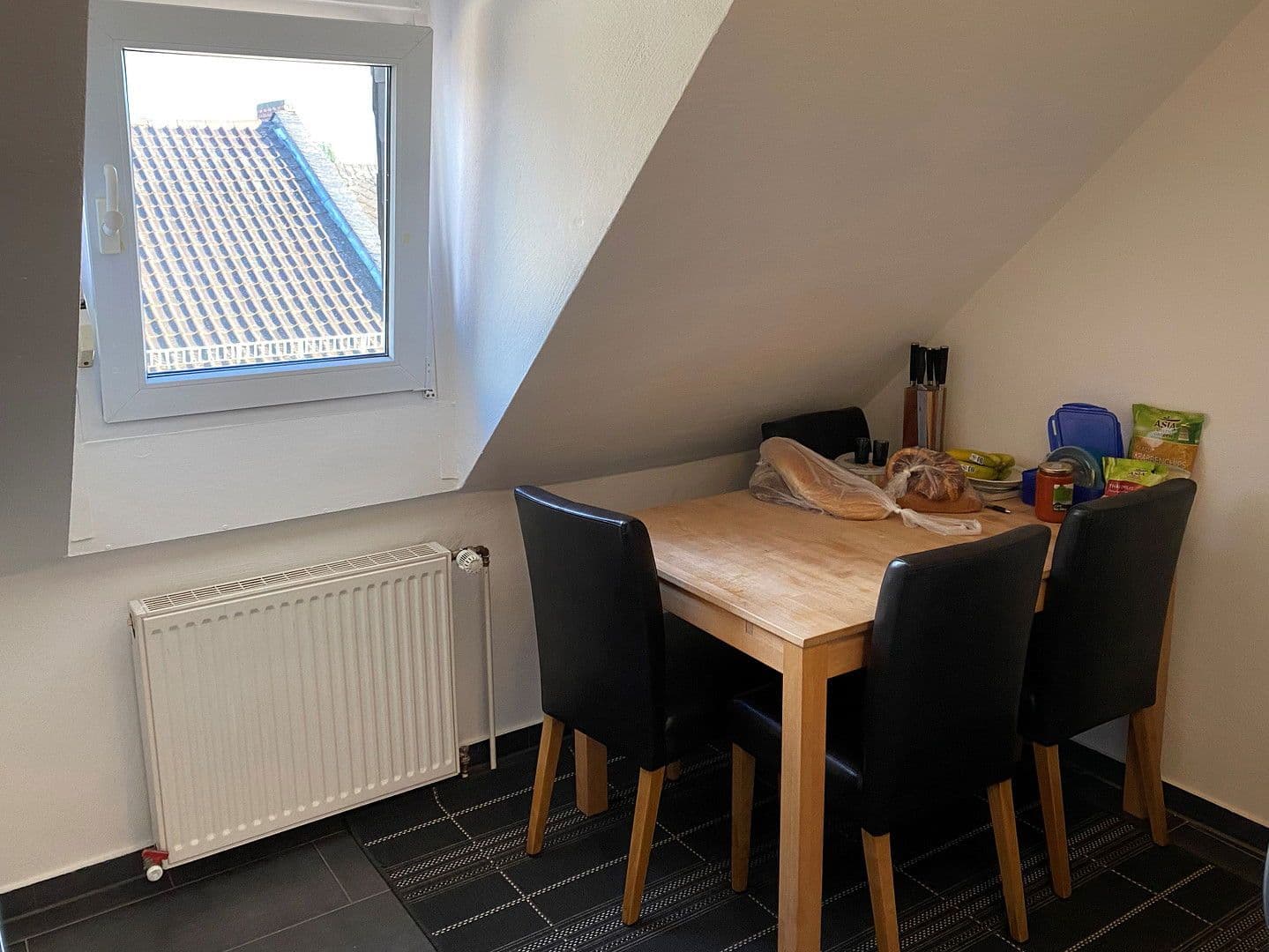 Pronájem bytu 3+1 63 m², Waldstraße 144, Wiesbaden, Hessen Pronájem bytu 3+1 63 m², Waldstraße 144, Wiesbaden, Hessen