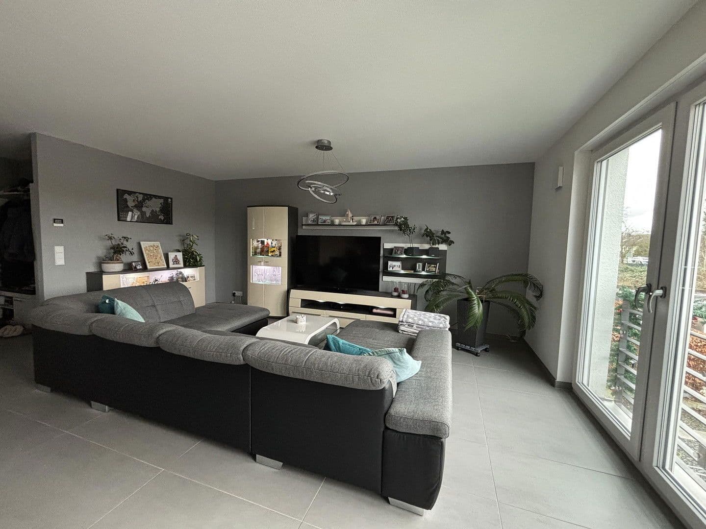 Prodej bytu 3+kk 97 m², Oberhausen, Severní Porýní-Vestfálsko Prodej bytu 3+kk 97 m², Oberhausen, Severní Porýní-Vestfálsko