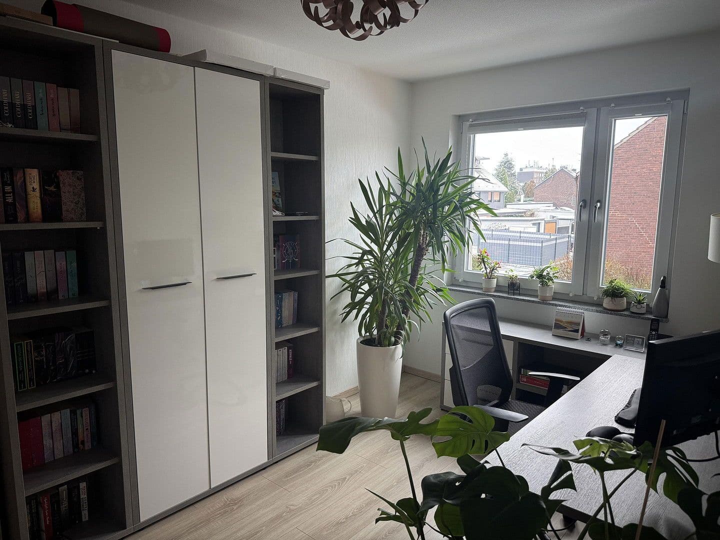 Prodej bytu 3+kk 97 m², Oberhausen, Severní Porýní-Vestfálsko Prodej bytu 3+kk 97 m², Oberhausen, Severní Porýní-Vestfálsko