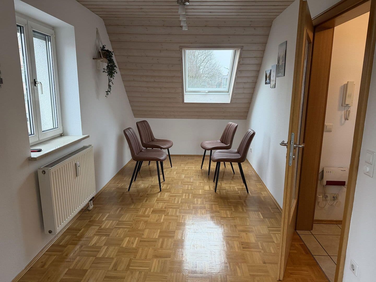 Pronájem bytu 3+1 63 m², Vöhlinstrasse 26, Memmingen, Bavorsko Pronájem bytu 3+1 63 m², Vöhlinstrasse 26, Memmingen, Bavorsko