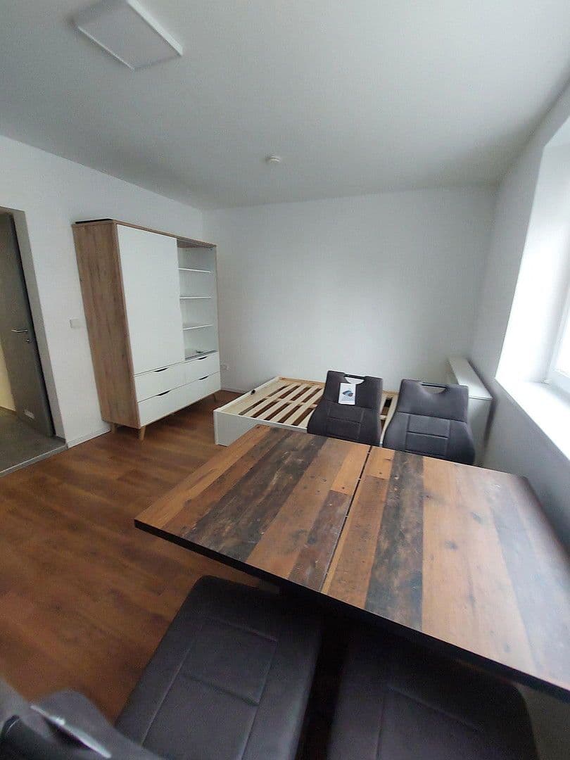 Pronájem bytu 1+1 30 m², Anzengruberstraße 2, Traun, Horní Rakousko Pronájem bytu 1+1 30 m², Anzengruberstraße 2, Traun, Horní Rakousko