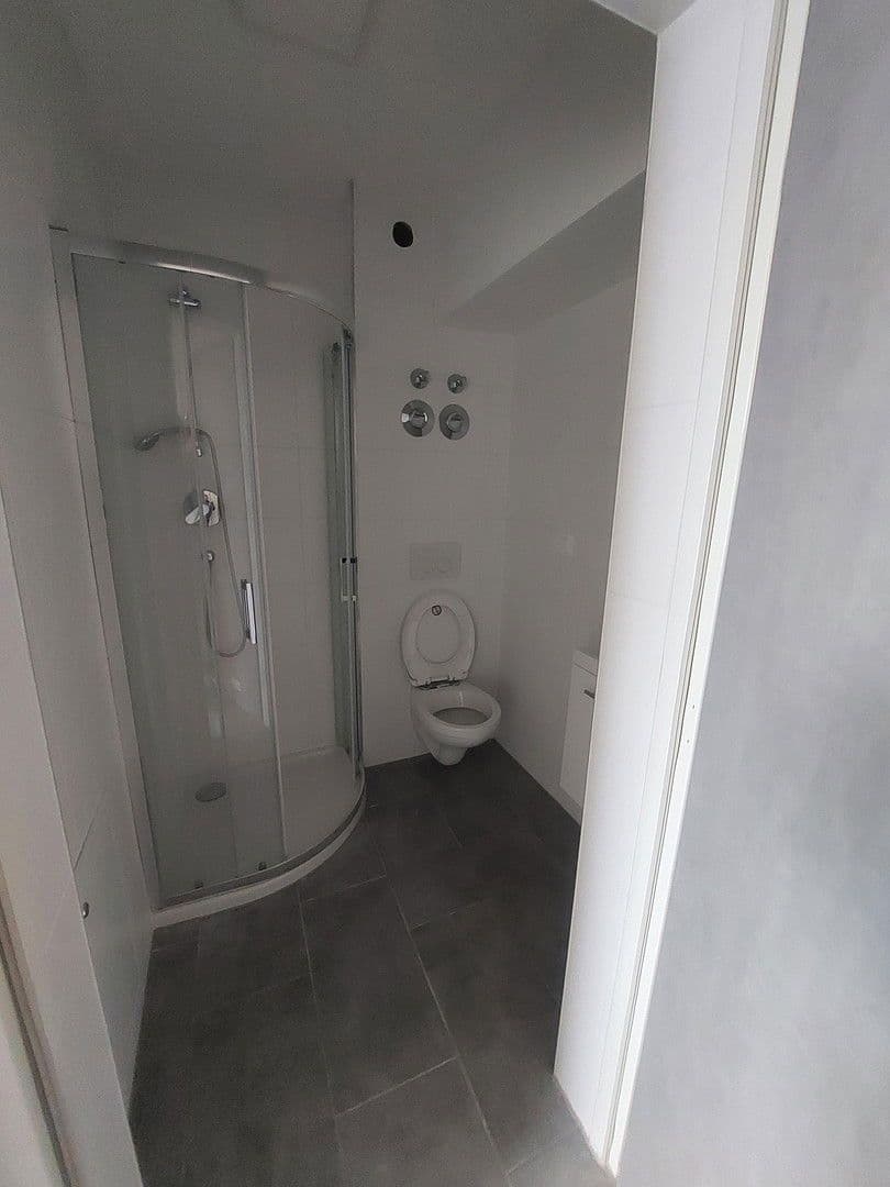 Pronájem bytu 1+1 30 m², Anzengruberstraße 2, Traun, Horní Rakousko Pronájem bytu 1+1 30 m², Anzengruberstraße 2, Traun, Horní Rakousko