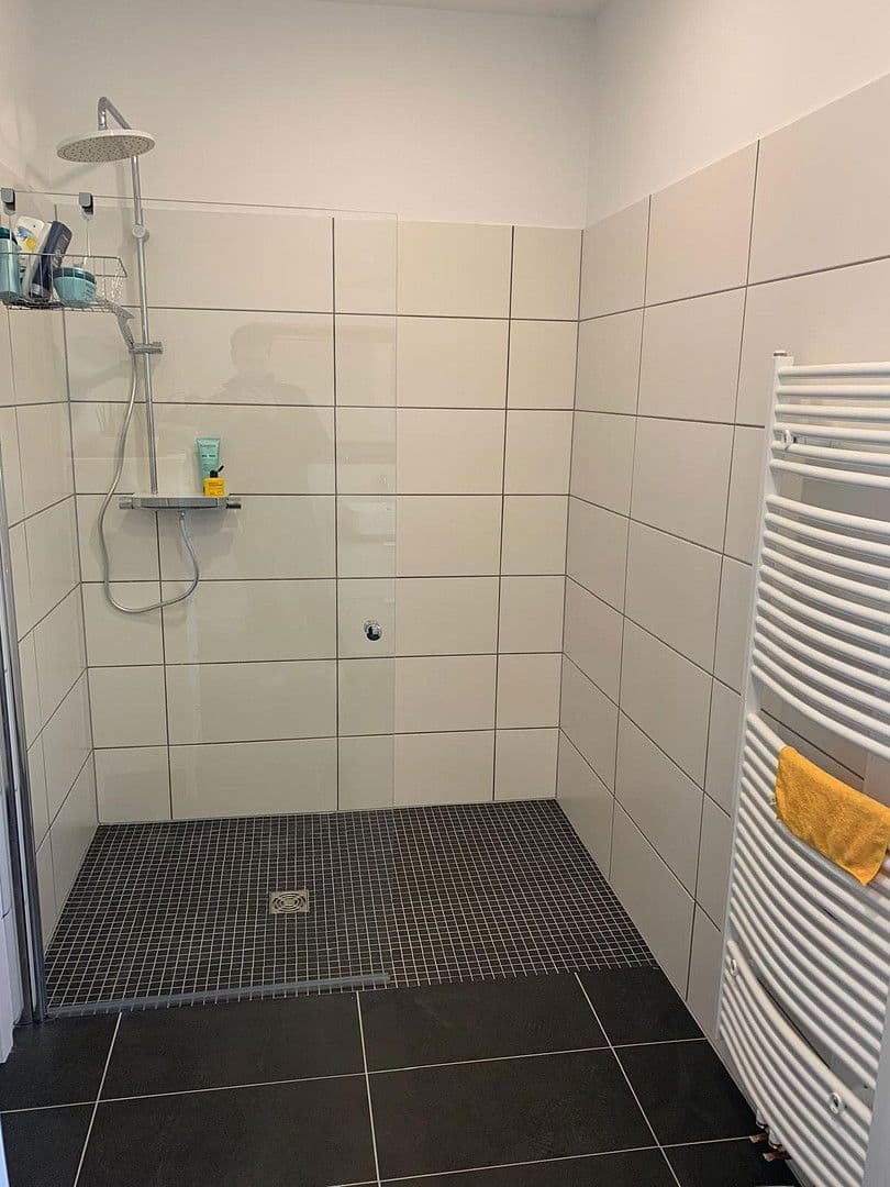 Prodej domu 821 m², pozemek 2.290 m², Schwarmstedt, Dolní Sasko Prodej domu 821 m², pozemek 2.290 m², Schwarmstedt, Dolní Sasko