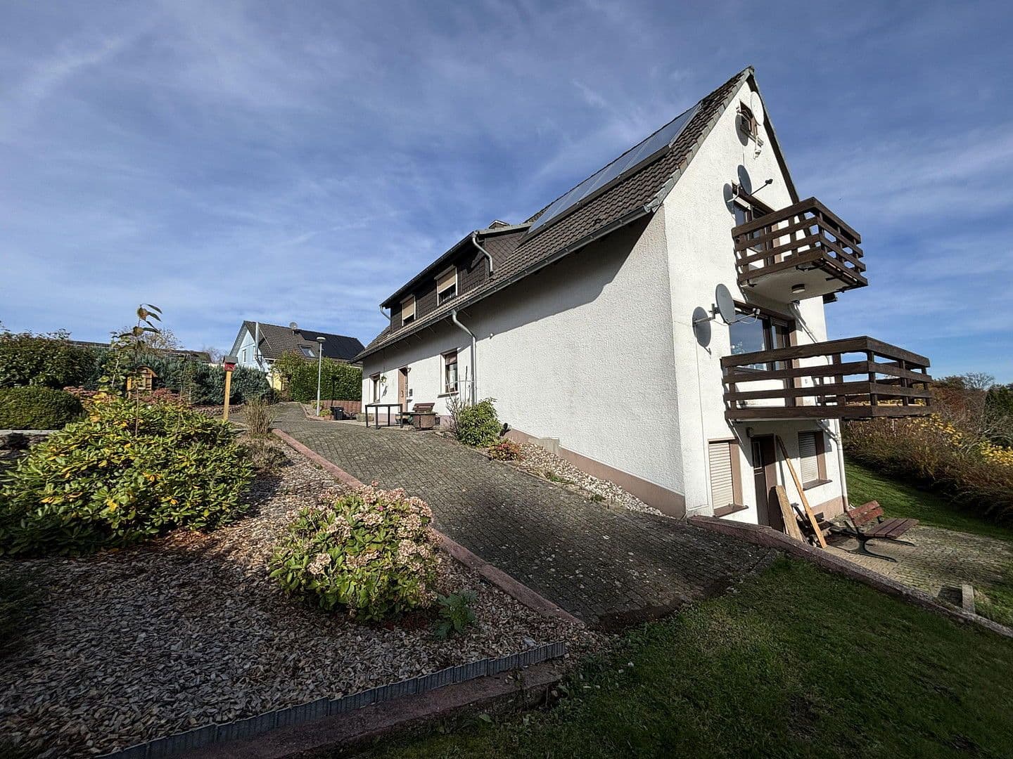 Prodej domu 208 m², pozemek 8.321 m², Lindlar, Severní Porýní-Vestfálsko Prodej domu 208 m², pozemek 8.321 m², Lindlar, Severní Porýní-Vestfálsko