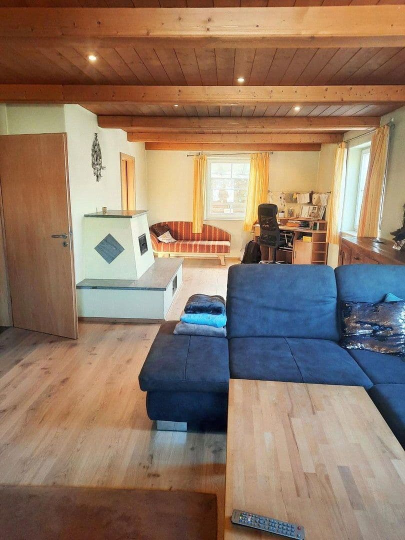 Prodej domu 185 m², pozemek 680 m², Embachsiedlung 33, Malgersdorf, Bavorsko Prodej domu 185 m², pozemek 680 m², Embachsiedlung 33, Malgersdorf, Bavorsko