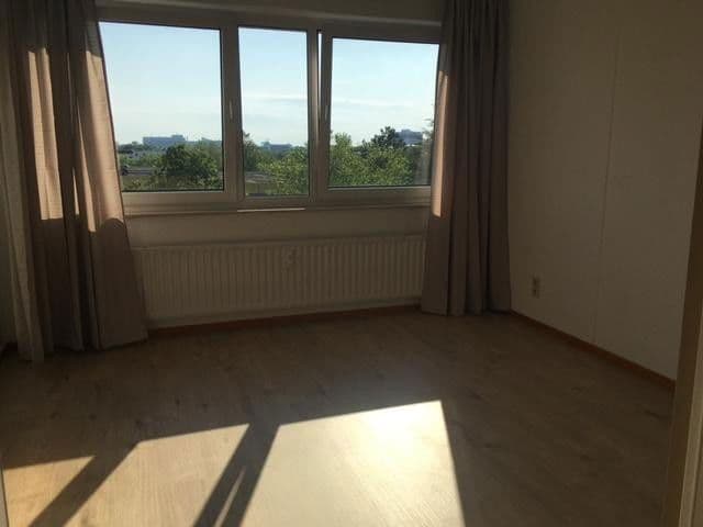 Pronájem bytu 3+1 64 m², Hannover, Dolní Sasko Pronájem bytu 3+1 64 m², Hannover, Dolní Sasko