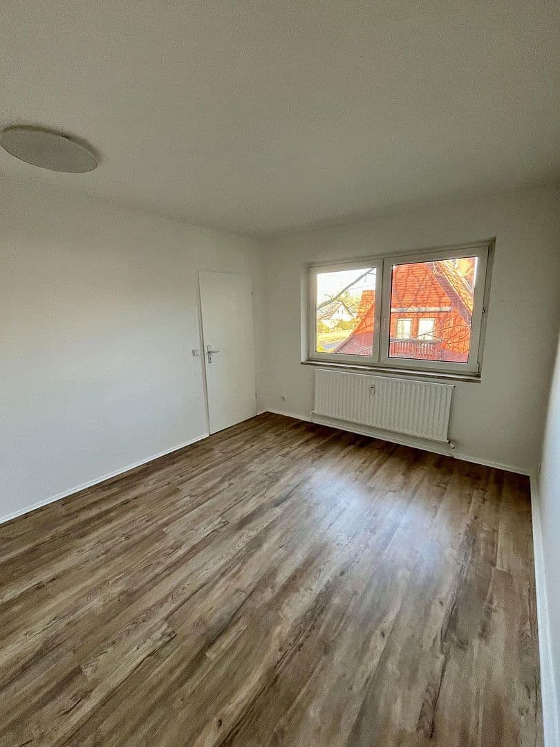 Prodej bytu 3+1 78 m², Dahlemer Weg 93, Berlin, Berlín Prodej bytu 3+1 78 m², Dahlemer Weg 93, Berlin, Berlín