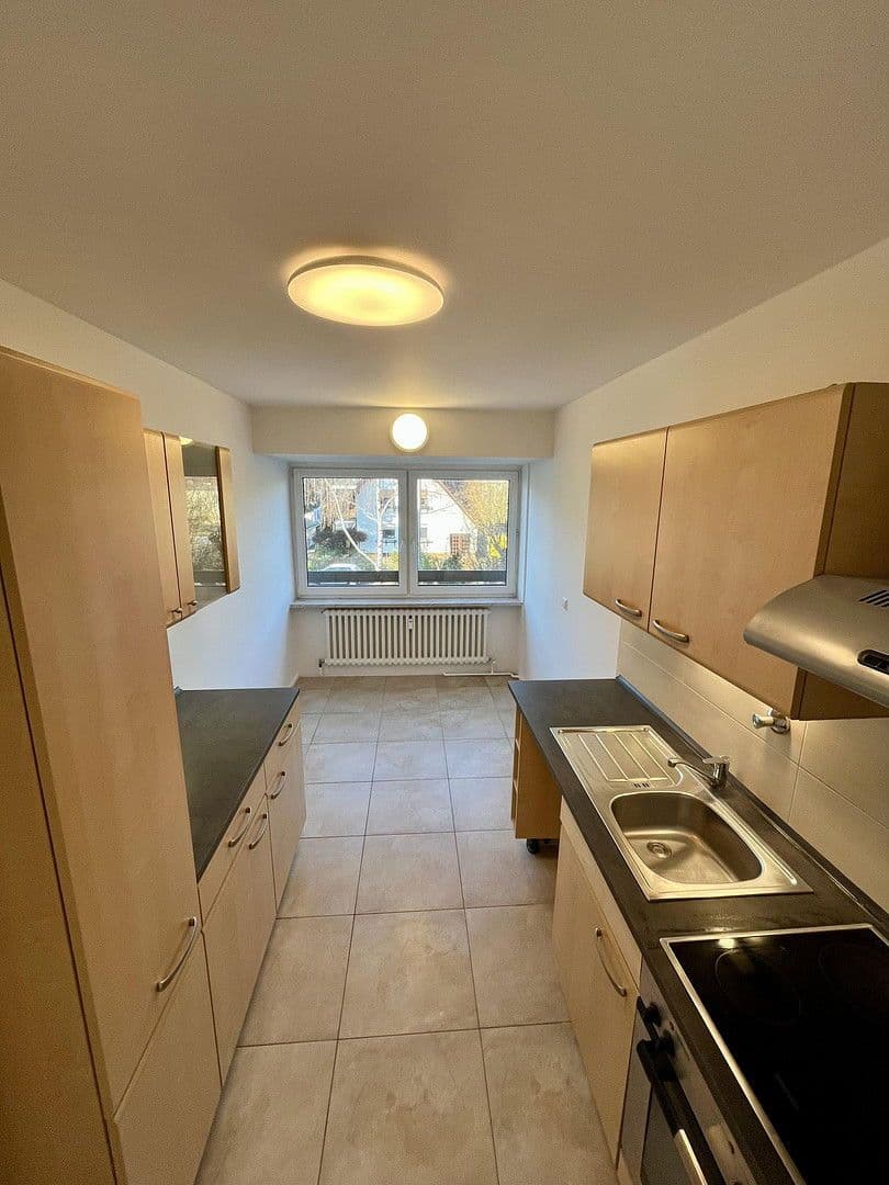 Prodej bytu 3+1 78 m², Dahlemer Weg 93, Berlin, Berlín Prodej bytu 3+1 78 m², Dahlemer Weg 93, Berlin, Berlín