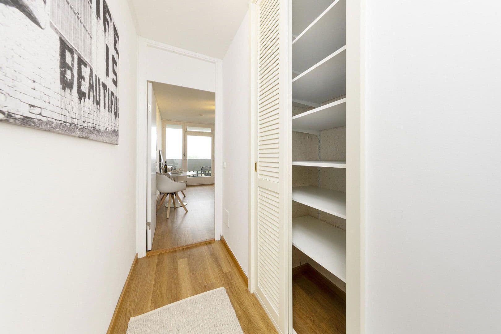 Pronájem bytu 1+kk 44 m², Springerstr. 8, München, Bavorsko Pronájem bytu 1+kk 44 m², Springerstr. 8, München, Bavorsko