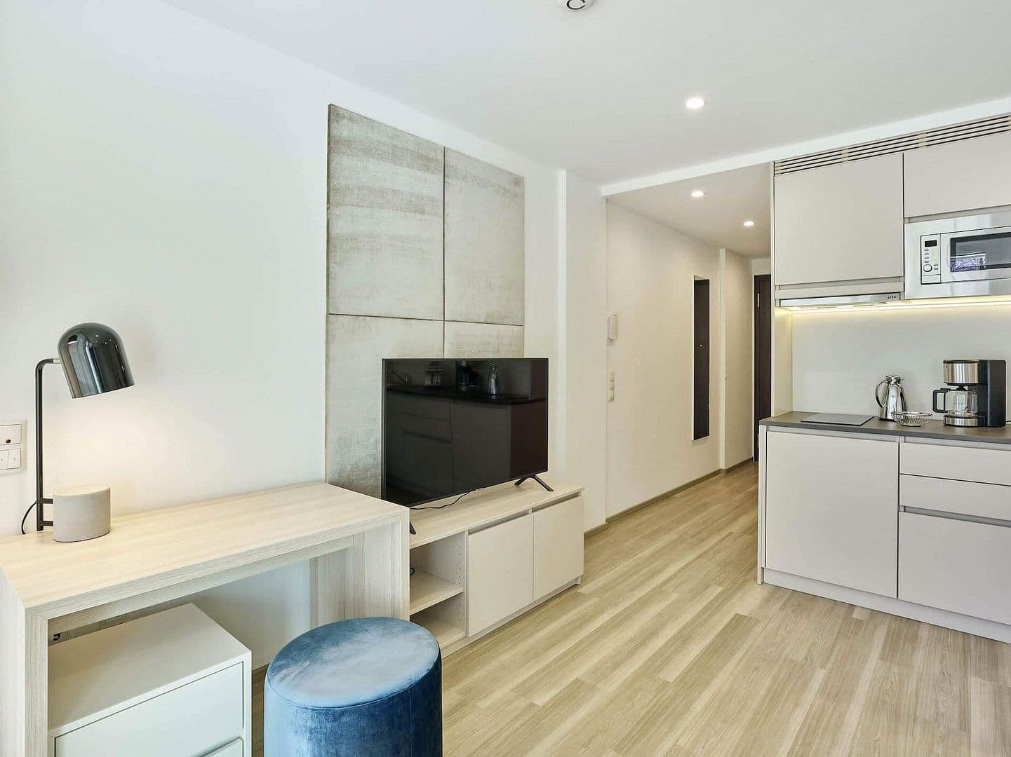 Pronájem bytu 34 m², Stuttgart, Bádensko-Württembersko Pronájem bytu 34 m², Stuttgart, Bádensko-Württembersko