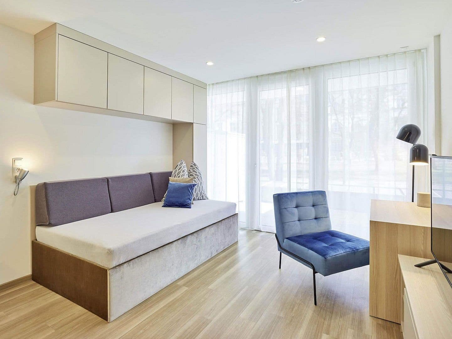 Pronájem bytu 34 m², Stuttgart, Bádensko-Württembersko Pronájem bytu 34 m², Stuttgart, Bádensko-Württembersko