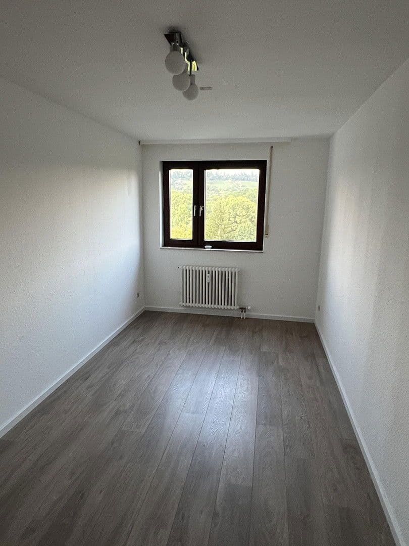 Prodej bytu 4+kk 119 m², Stuttgart - Weilimdorf, Bádensko-Württembersko Prodej bytu 4+kk 119 m², Stuttgart - Weilimdorf, Bádensko-Württembersko