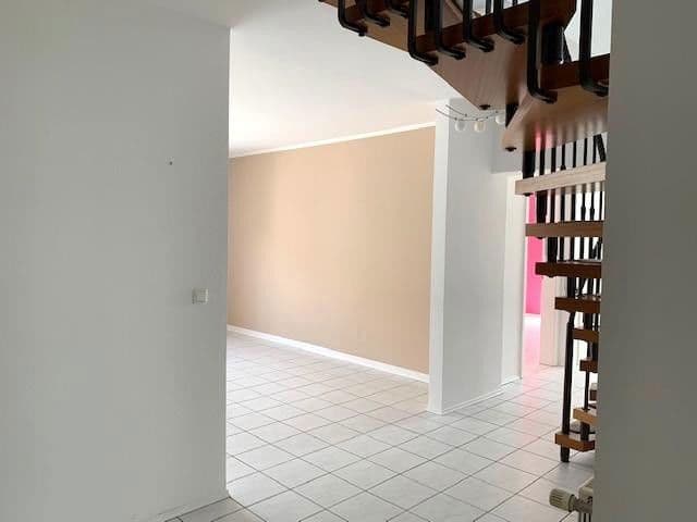 Pronájem bytu 3+1 105 m², Ingelheim am Rhein, Porýní-Falc Pronájem bytu 3+1 105 m², Ingelheim am Rhein, Porýní-Falc