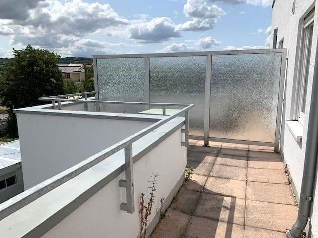 Pronájem bytu 3+1 105 m², Ingelheim am Rhein, Porýní-Falc Pronájem bytu 3+1 105 m², Ingelheim am Rhein, Porýní-Falc