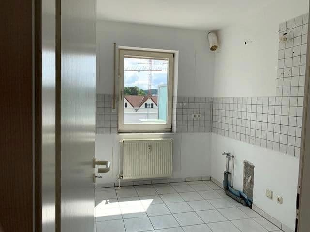 Pronájem bytu 3+1 105 m², Ingelheim am Rhein, Porýní-Falc Pronájem bytu 3+1 105 m², Ingelheim am Rhein, Porýní-Falc