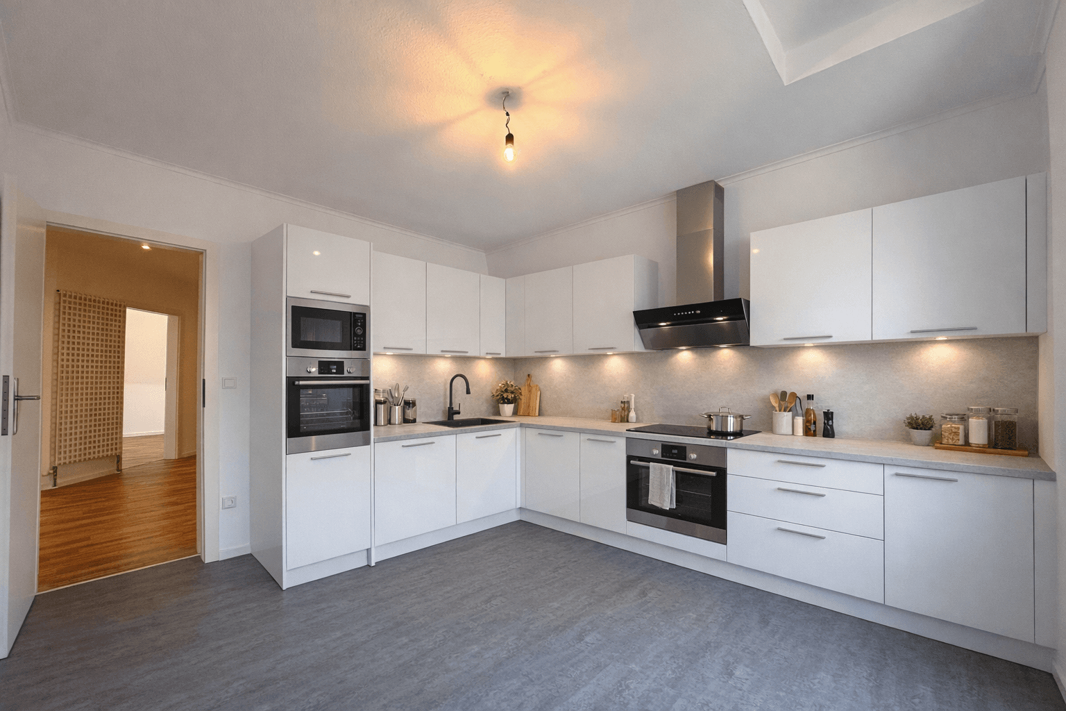 Prodej bytu 3+1 114 m², Kuthstraße 87, Köln, Severní Porýní-Vestfálsko Prodej bytu 3+1 114 m², Kuthstraße 87, Köln, Severní Porýní-Vestfálsko